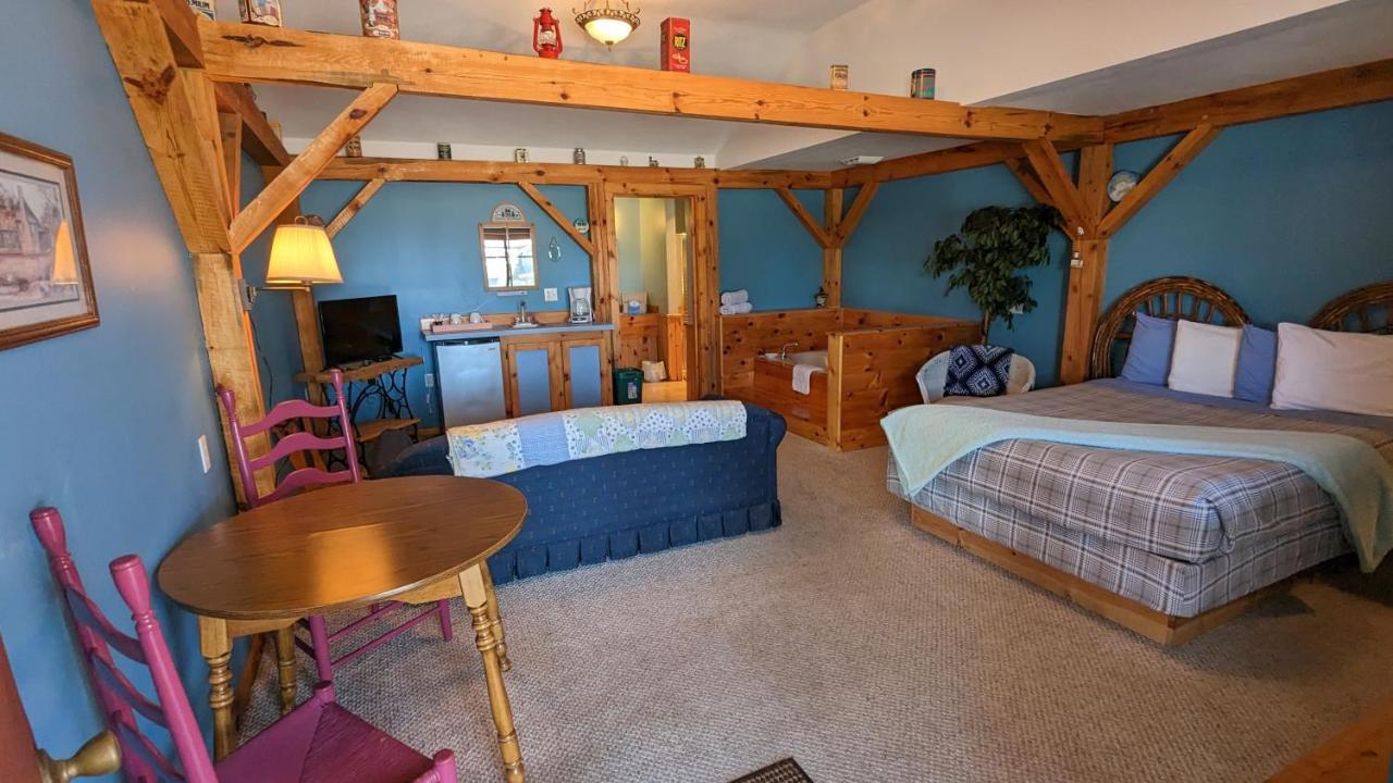The Nova Motel Лудингтон Экстерьер фото